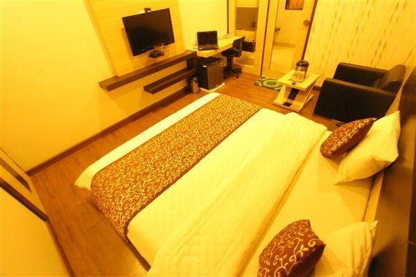 ホテルPrincess Ankleshwar エクステリア 写真